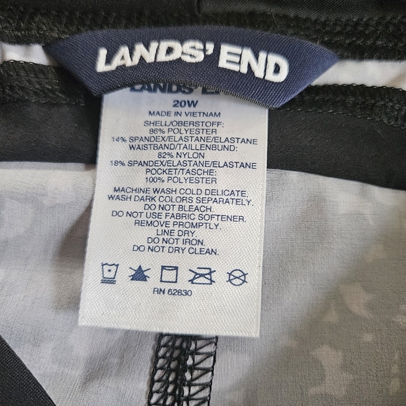 NWOT Athletic Shorts - Picture 5 of 6